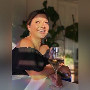 Meet your Posher, Martine